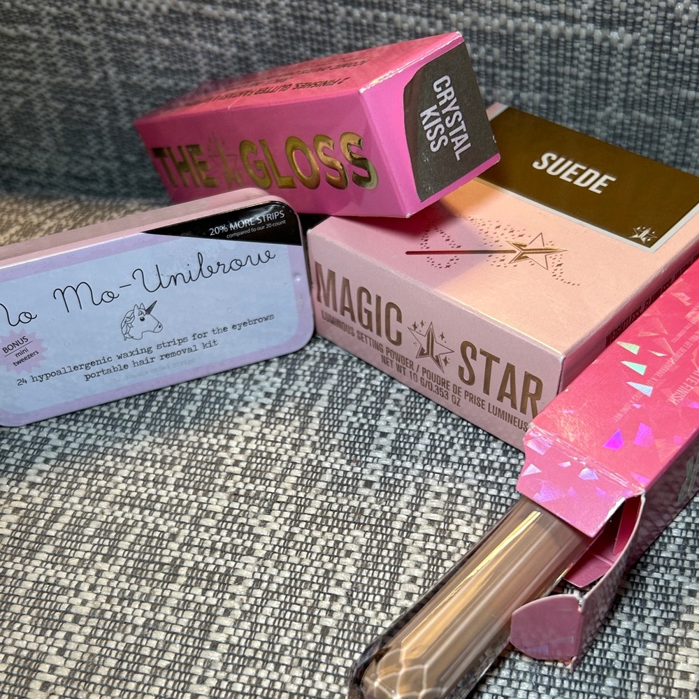 Jeffree Star Beauty Bundle (suede)